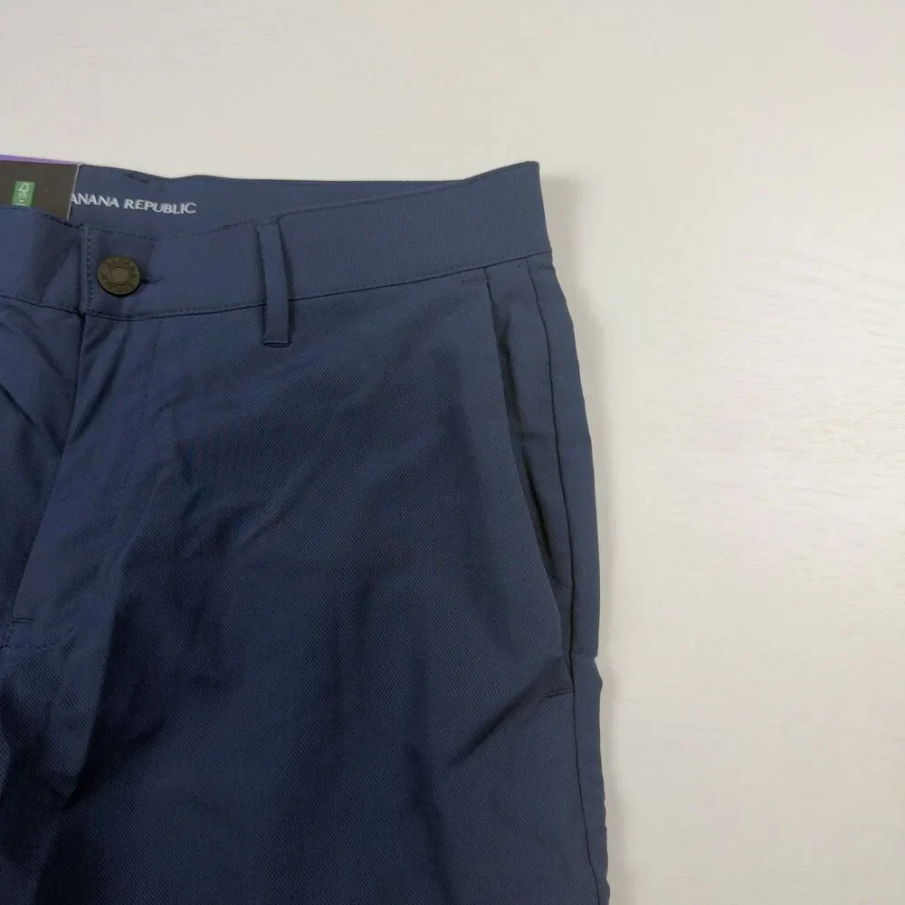 NWT Banana Republic Flat Front Pant Performance Mens 30x28 Blue 100%Polyester
